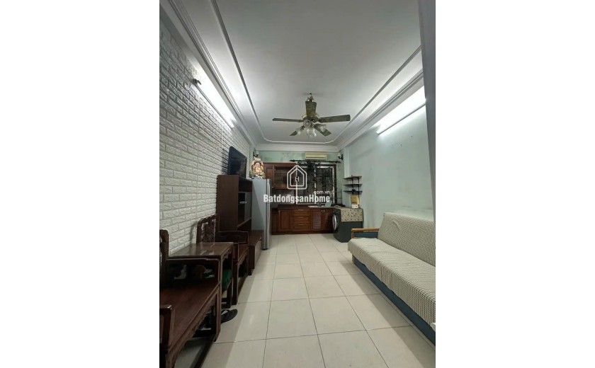 SIÊU HÓT MẶT NGÕ KINH DOANH ĐỈNH - Ô TÔ - KHU VỰC HIẾM NHÀ BÁN - NHÀ DÂN XÂY - Ô CHỜ THANG MÁY  50m2 x 4 Tầng  ĐỐNG ĐA