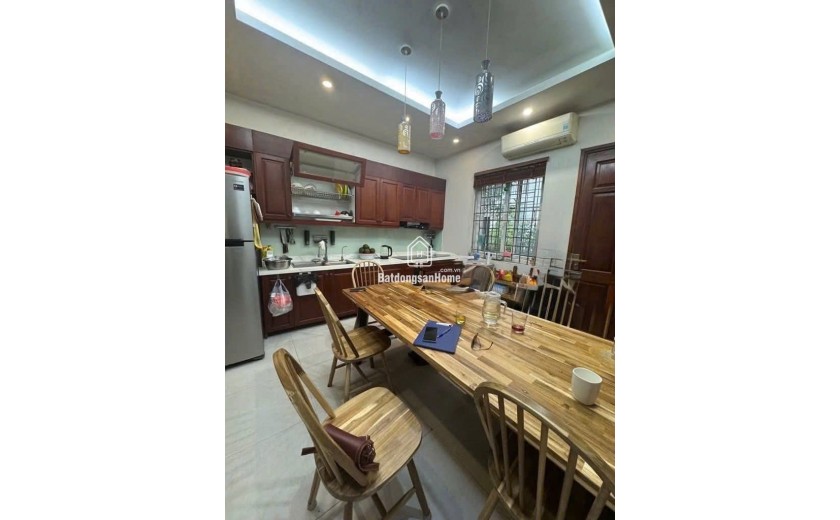 Bán nhà 5 tầng khu đô Thị Xa La Hà Đông phân lô vỉa hè kinh doanh 16 tỷ hơn