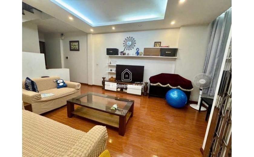 Bán nhà mặt phố Quang Trung Hà Đông 79 m mt 4.5 m giá 17 tỷ 200 ô tô đường 40m vỉa hè kinh doanh