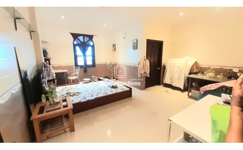 BÁN NHÀ 4 TẦNG MTKD NGAY CHỢ LINH TRUNG - THỦ ĐỨC - 12.9 TỶ