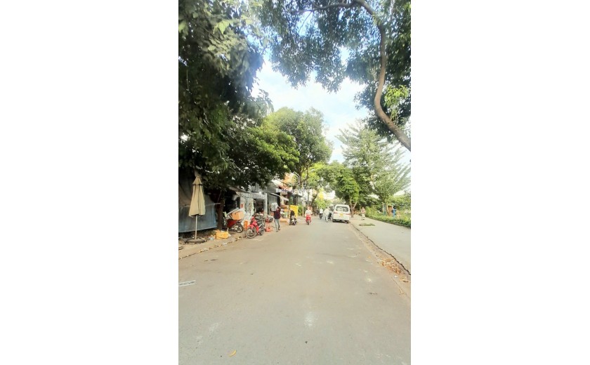 BÁN NHÀ 4 TẦNG MTKD NGAY CHỢ LINH TRUNG - THỦ ĐỨC - 12.9 TỶ