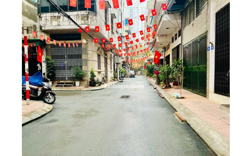 Bán nhà gần Huy Du ô tô tránh – lô góc – ngõ thông đẹp hơn 10 tỷ