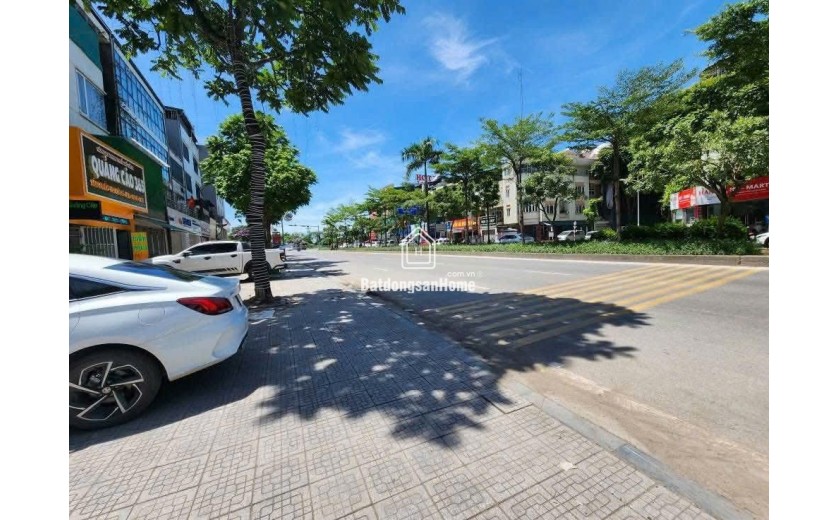 MẶT PHỐ QUANG TRUNG –  PHÂN LÔ – VỈA HÈ RỘNG – THANG MÁY – SIÊU KINH DOANH 