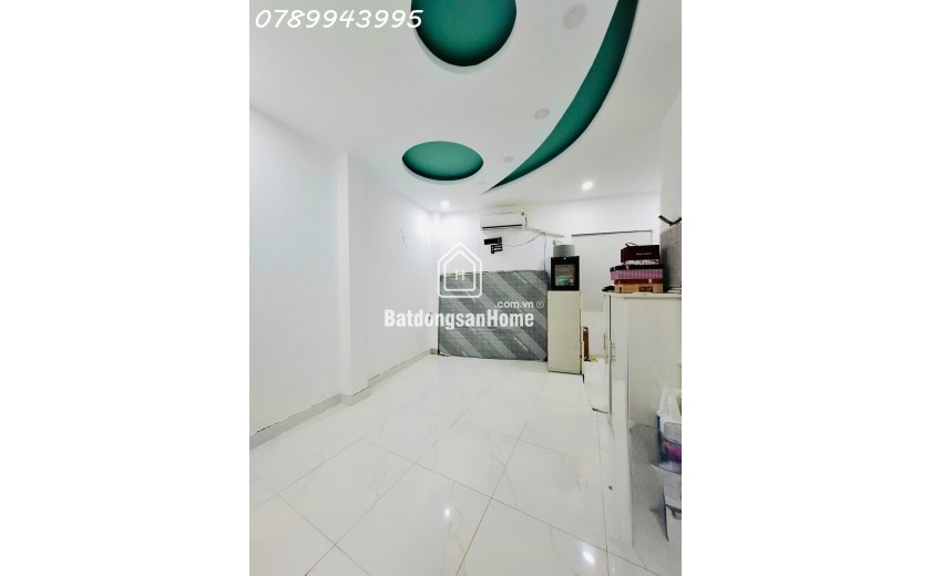 Bán nhà  quận 3 Cách Mạng Thán 8 hẻm gần 3m, 30m ngang 4.5m, giá chỉ 3 tỷ9