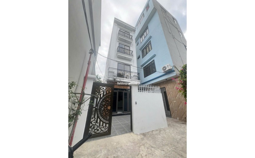 Bán nhà Vĩnh Ninh Thanh Trì Hà Nội 79m2, 4 tầng, 4 phòng ngủ, cách ô tô 10m, giá tốt