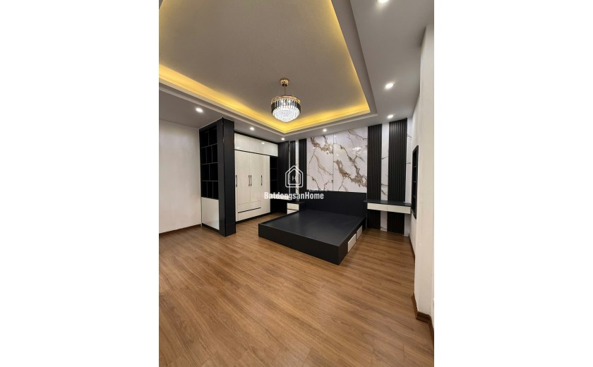 Nhà đẹp 6.X  tỷ Trần Khát Trân Hai Bà Trưng 42m nhà 5 tầng 3 ngủ (Pháp lý chuẩn)