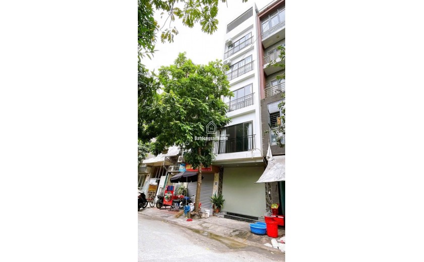 PHÂN LÔ VĂN LA – 6 TẦNG THANG MÁY – FULL NỘI THẤT – DÒNG TIỀN TỐT