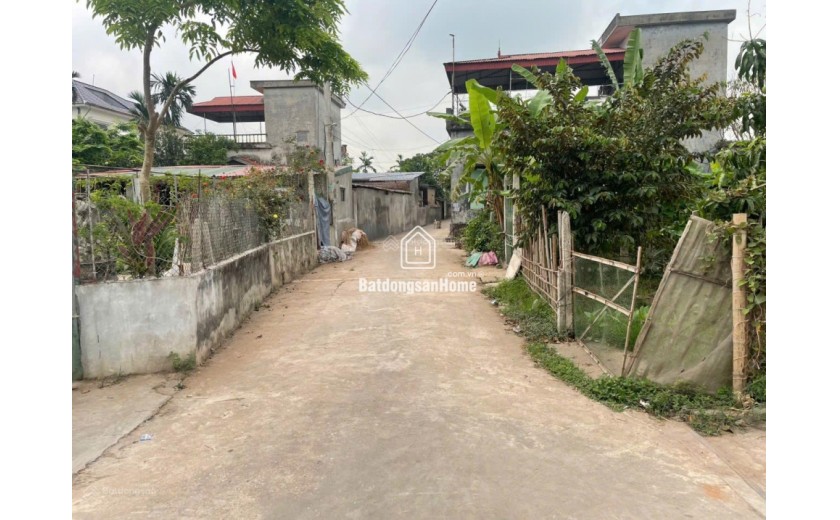 Chỉ 690tr có ngay đất xã Quỳnh Phụ - Gần chợ, Cty Sao Vàng, TT Quỳnh Côi cũ, đường ô tô