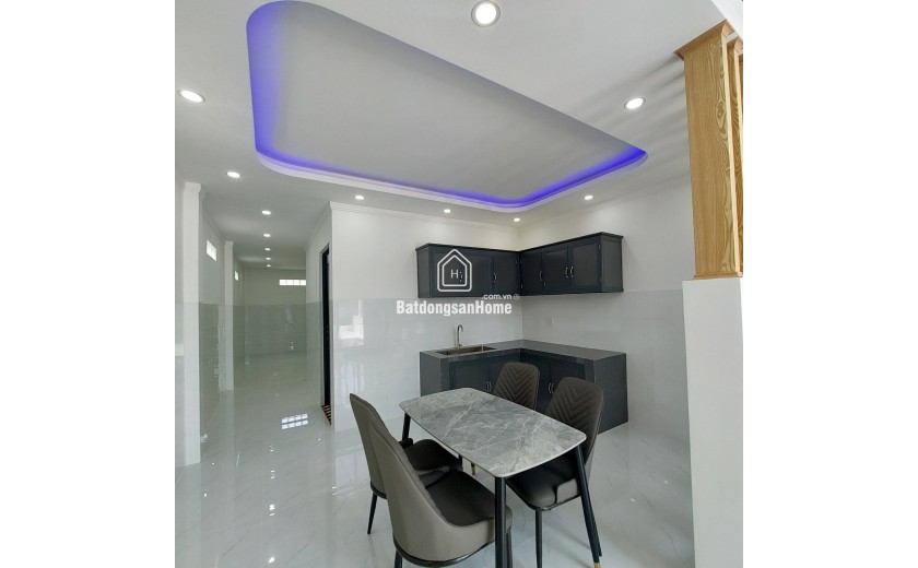 Bán nhà mặt phố Đường Thanh Niên, Kế Công Viên Sa Đéc, Đồng Tháp 99m2, 3PN,