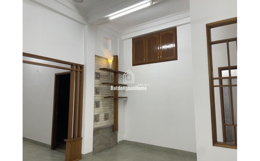 Bán nhà Nguyễn Trãi 157m2 3 tầng phố kinh doanh trung tâm Hải Châu giá 26 tỷ