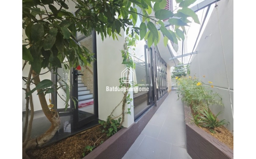 Bán nhà đường số 19, Linh Chiểu, Thủ Đức, TP HCM. DT - 127m2, 3 tầng, 13.1 tỷ