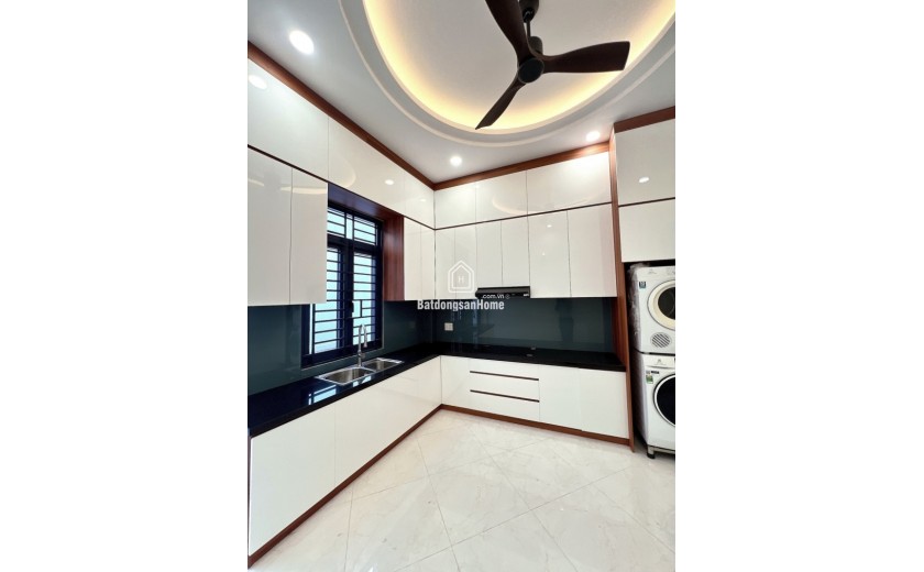 Bán nhà 4 tầng đường số 10 Linh Xuân, Thủ Đức, TP HCM. DT 68m2, 4PN, SH, 6.65  tỷ - 0933125879