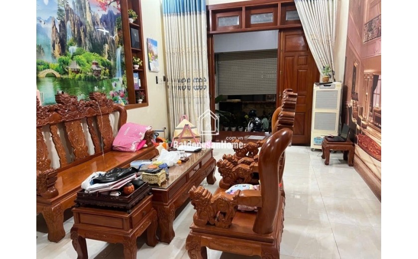 Bán nhà đường số 6, Phường Linh Xuân, Thủ Đức, TP HCM. DT 104 m2, 3 tầng, 4PN. Giá  6.95  tỷ, SH. LH 0933125879