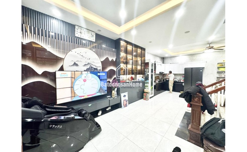 SIÊU PHẨM  PHÚC HOA –TÂY HỒ-PHÂN LÔ –VỈA HÈ- OTÔ TRÁNH- GARA OTO–75M 23.9 TỶ.