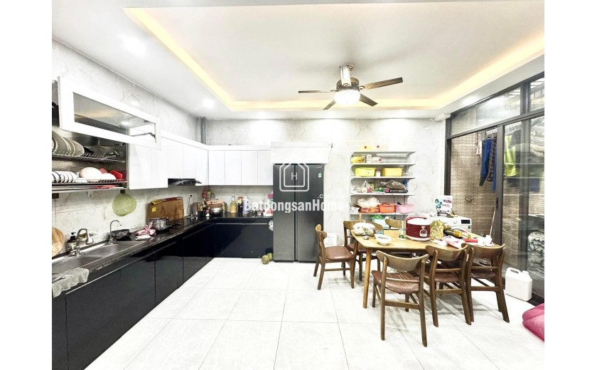 SIÊU PHẨM  PHÚC HOA –TÂY HỒ-PHÂN LÔ –VỈA HÈ- OTÔ TRÁNH- GARA OTO–75M 23.9 TỶ.