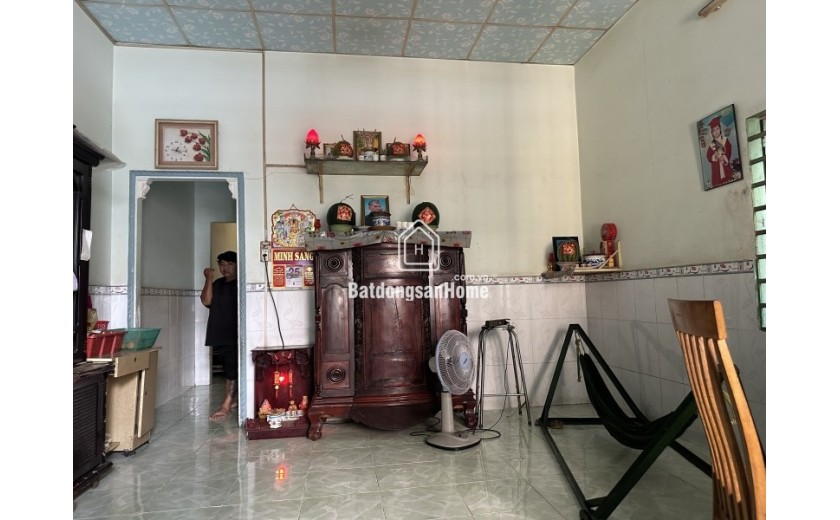 Bán nhà, đường số 4, Phường Linh Xuân, Thủ Đức, TP HCM. DT 155m2, 6PN. Giá 6,4 tỷ.