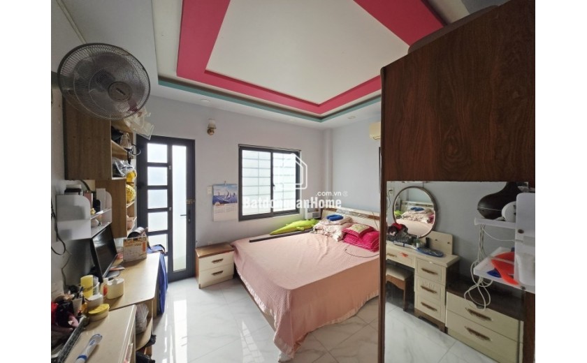 Bán nhà đường Ngô Chí Quốc, Bình Chiểu, Thủ Đức, TP HCM. DT 86m2, 3 tầng. Giá 6,05 tỷ, SHR - 0933125879