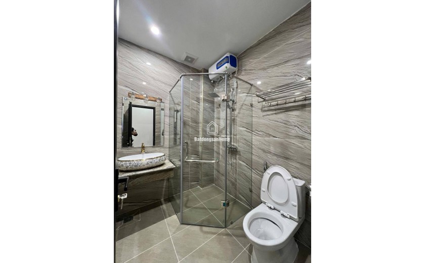 BÁN NHÀ THỤY KHUÊ 55M 4 TẦNG MT 5M 11 TỶ