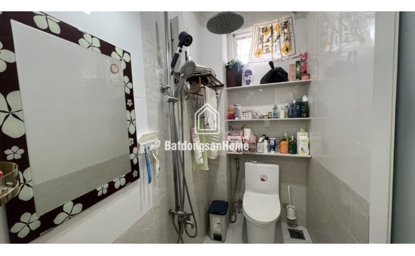 Bán nhà đường 160, Phường Tăng Nhơn Phú A,  Q9, Thủ Đức, TP HCM. DT  54m2, 3 Tầng, 3PN. Giá  5.45 tỷ - Sổ Hồng