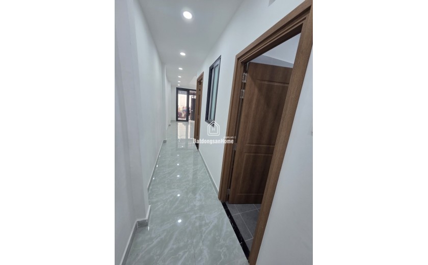 Bán nhà hẻm đường Quang Trung, Phường Tăng Nhơn Phú B, Q,9, TP HCM. DT 60m2, 2 tầng. Giá 4.7 tỷ, SHR - 0933125879