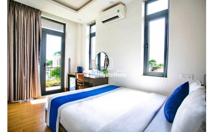 Villa 3 tầng Nguyễn Tuân, 271m2, giá 18,8 tỷ, 10 phòng ngủ, có hồ bơi