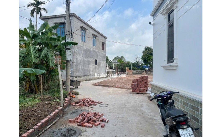 BÁN ĐẤT THÔN QUANG TRUNG XÃ QUỲNH PHỤ - CÁCH KCN SAO VÀNG 1P ĐI XE - GIÁ 690 TRIỆU