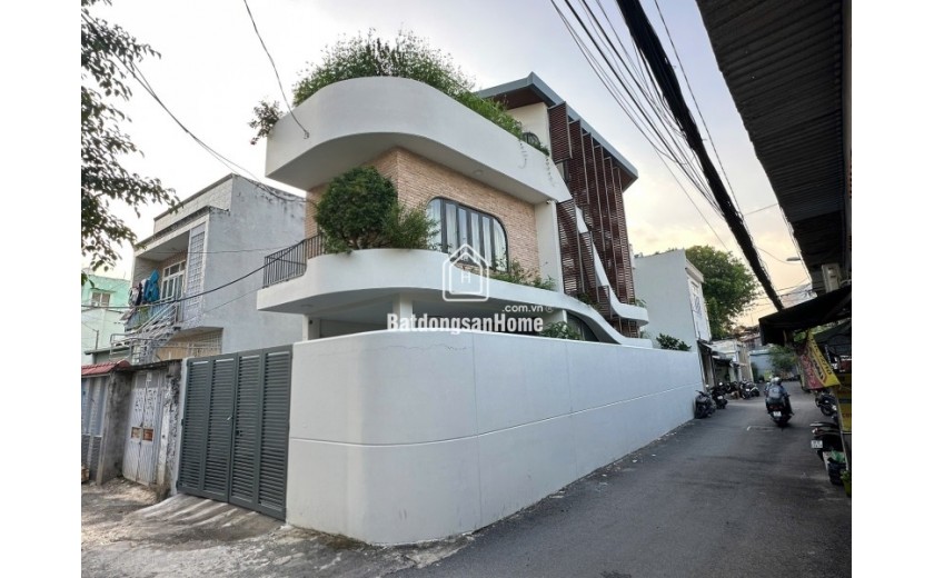 Bán nhà đường số 19, Linh Chiểu, Thủ Đức, TP HCM. DT - 127m2, 3 tầng, 13.1 tỷ