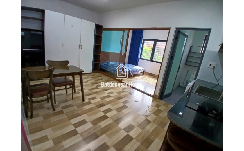 Tòa căn hộ 5 tầng Vũ Đình Liên, Hòa Xuân, 100m2, giá 12,75 tỷ, 11 phòng