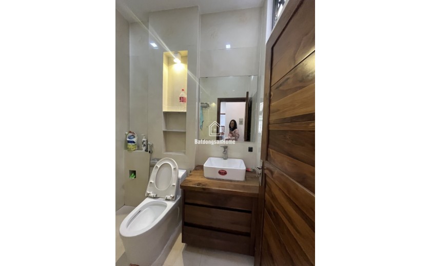 Bán nhà đường số 9 Trường Thọ, Thủ Đức, TP HCM. DT 52m2, 3 tầng, 3PN, Giá 7.7 tỷ, SHR - 0933125879