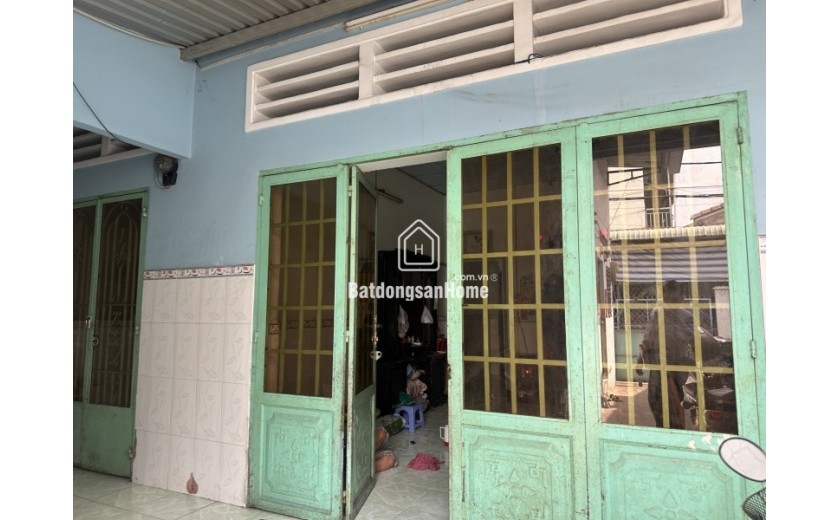 Bán nhà, đường số 4, Phường Linh Xuân, Thủ Đức, TP HCM. DT 155m2, 6PN. Giá 6,4 tỷ.