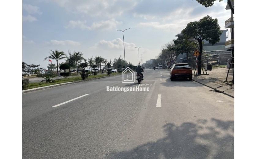 Bán mặt tiền Nguyễn Tất Thành 125m2 vị trí ven biển Thanh Khê giá 17.2 tỷ