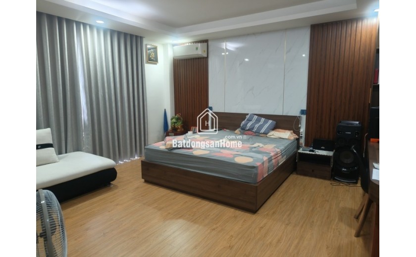 Bán biệt thự liền kề Q2, Phường Cát Lái, TP HCM. DT 120m2, 3 tầng. Giá 16.9 tỷ, SH, N2