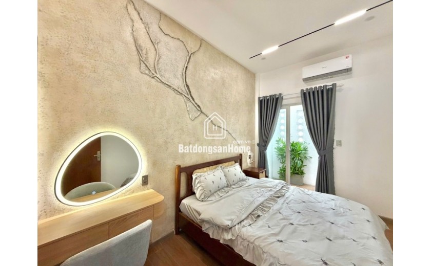 Bán nhà Trần Đình Tri 70m2 2 tầng 2 mê đúc full nội thất giá 4.88 tỷ sát biển