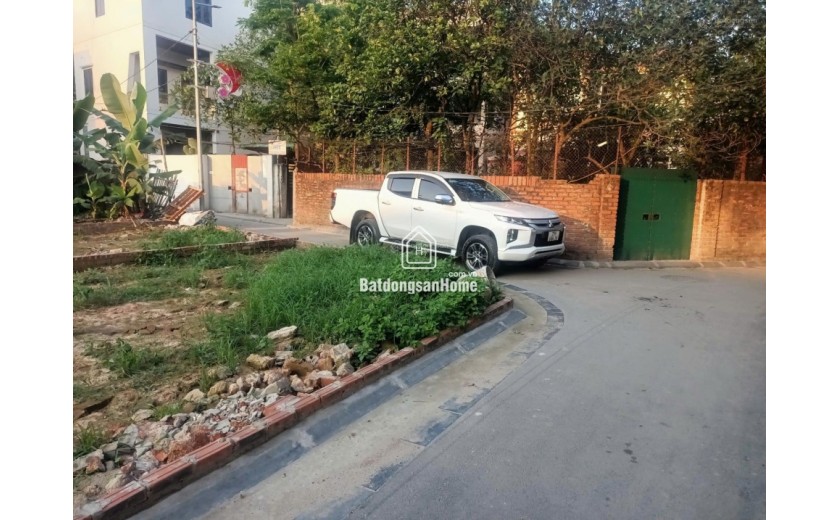 Bán đất xóm Gà Cổ Loa - 80m2 - đường thông ô tô