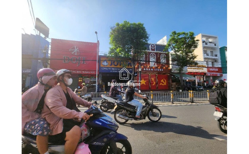 QUẬN 7. Tài Sản Trên Đường Nguyễn Thị Thập. 4x27m. 5 Tầng. Cần Bán