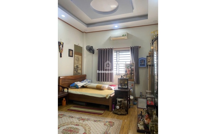 QUẬN 7. Tài Sản Trên Đường Nguyễn Thị Thập. 4x27m. 5 Tầng. Cần Bán