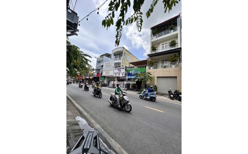 QUẬN 7, Nhà Mặt Phố 4 Tầng, 28 tỷ, Ngay Lâm Văn Bền, Nguyễn Thị Thập