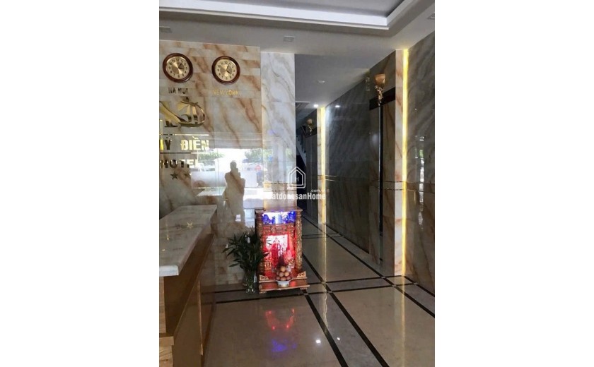 Quận 7, Khách Sạn Mặt Tiền Đường Hoàng Quốc Việt, 7 Tầng, 21 Phòng, 5x28m, Bán Gấp