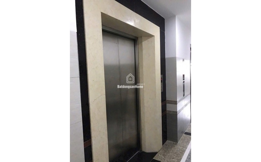 Quận 7, Khách Sạn Mặt Tiền Đường Hoàng Quốc Việt, 7 Tầng, 21 Phòng, 5x28m, Bán Gấp