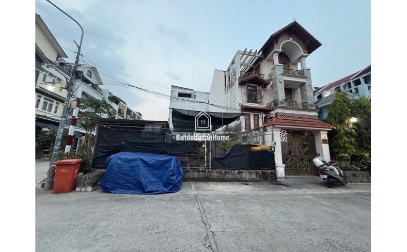 Quận 7, Hiếm, Căn Góc 10 x21m, Chỉ 29 Tỷ, Đường Lê Văn Lương, P Tân Hưng, Bán Gấp