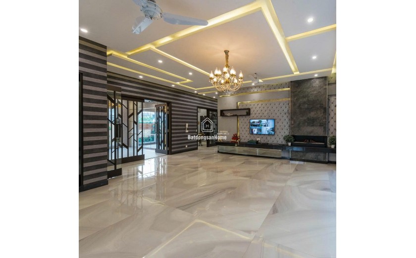 Hiếm nhà đẹp Ngọc Thuỵ,70M, MT 5M,6 tầng thang máy,ngõ nông,full NT.Hơn 12 tỷ