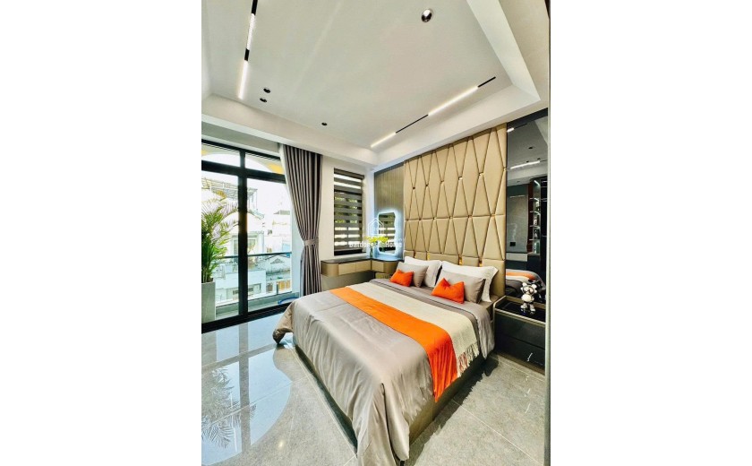 Hoa hậu Phố Trạm,55M,8 tầng thang máy,gara ô tô,full NT nhập khẩu,nhỉnh 16 tỷ