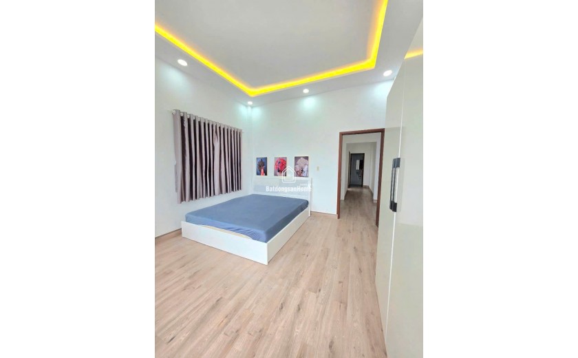 Mặt Tiền Chính Kinh Doanh 4 Tỷ 86 - SHR Gốc 2 Mặt Tiền 4