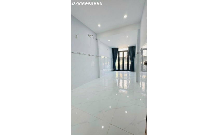 Bán nhà quận 3 Cách mạng tháng 8 gần ga metro, 33m, 2PN mới, giá nhỉnh 3 tỷ