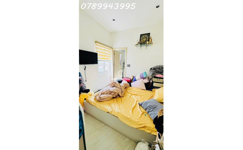 Lê Văn Sỹ - Nhà Mới Ở Ngay - Ngang Khủng Gần 8M - Hẻm Ba Gác - Cách Mặt Tiền Huỳnh Văn Bánh Vài Căn - 4PN - Nhỉnh 9 Tỷ