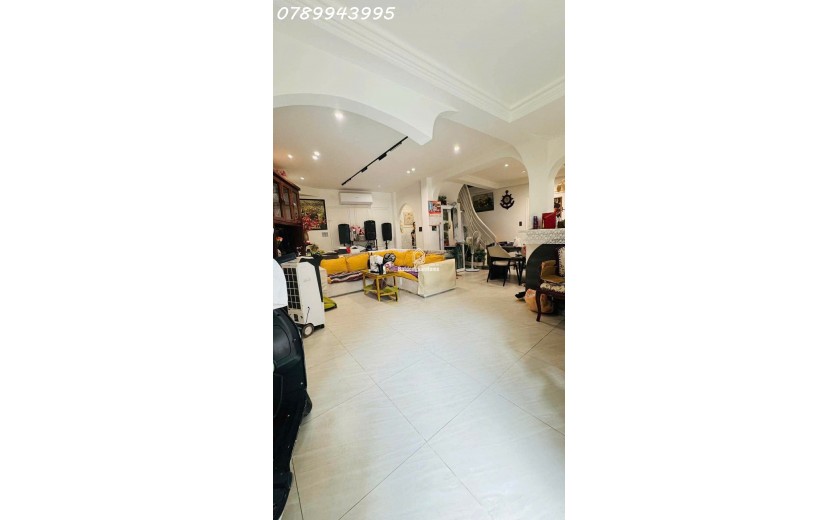 Lê Văn Sỹ - Nhà Mới Ở Ngay - Ngang Khủng Gần 8M - Hẻm Ba Gác - Cách Mặt Tiền Huỳnh Văn Bánh Vài Căn - 4PN - Nhỉnh 9 Tỷ