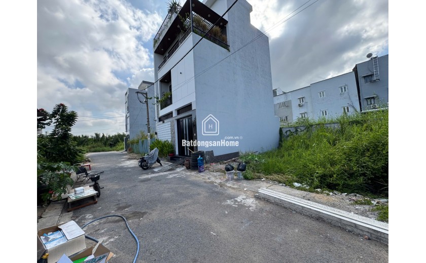 HÓT - GẤP BÁN ĐẤT PHƯỚC KIỂNG 5.8 x 22 CHỈ 5 TỶ 150 ĐƯỜNG 8M