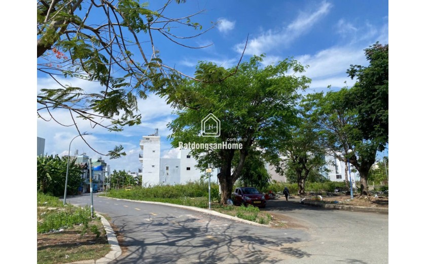 HÓT - GẤP BÁN ĐẤT 4 X 19 CHỈ 4 TỶ 8 ĐƯỜNG 8M