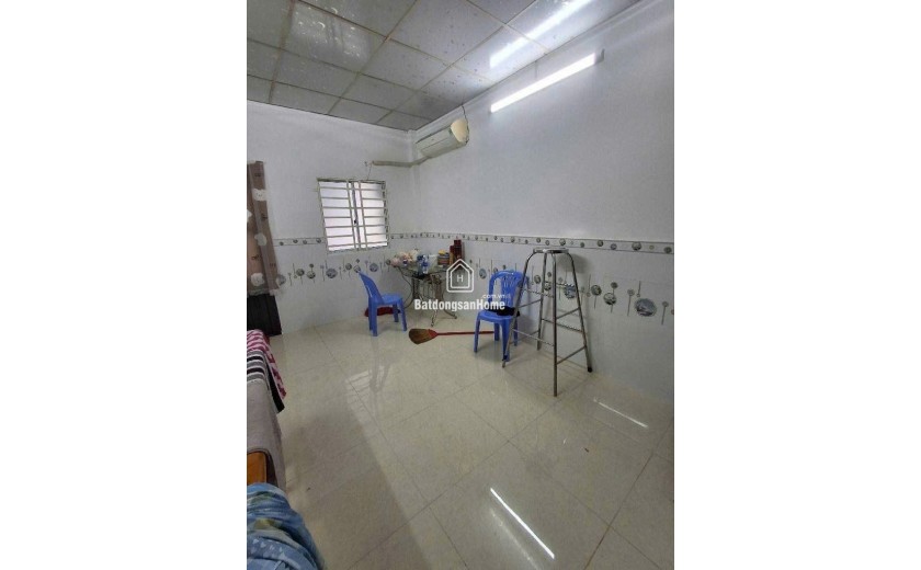 Bán nhà  Huỳnh Tấn Phát, Quận 7, 2 tầng, 2PN, sổ hồng riêng, giá 4.7 tỷ