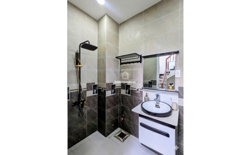 Bán Nhà Mới Đẹp Góc 2 Mặt Tiền Đường Huỳnh Tấn Phát, Quận 7  - 5TỶ8.